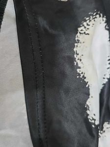 Stylish Black &amp; White Top