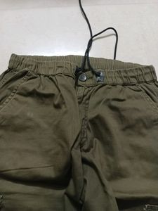 jogger pants