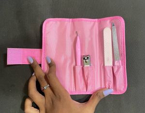 Nail Grooming Set With Polca Dot Pouch