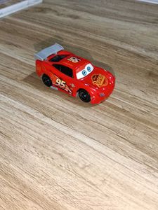 Disney Pixar Cars Lightning McQueen Diecast