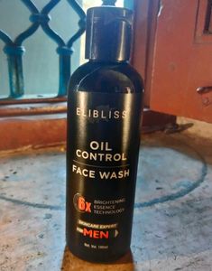 Charcoal And Oil Control Face Wash