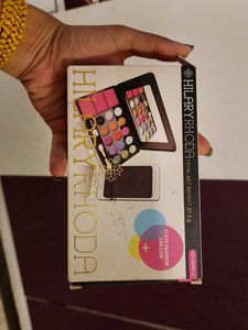 Eyeshadow Pallet Hilary Rhoda
