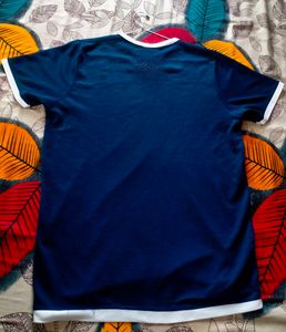 Navy Blue Levi&#39;s Tee