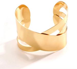 Gold-Plated Bangle-Style Cuff Bracelet🎀🎀