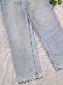 H&amp;M Straight Fit Jeans