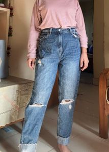 High Wiasted Blue Ripped Jeans