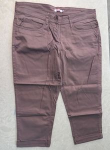 Brown Capri Pants