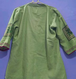 Green Embroidered Kurta