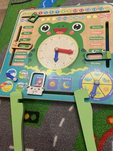 Educational Wooden Frog Clock