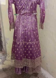 Unsteached Elegant Indian Ethnic Gown With Srug Se