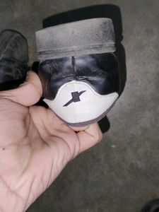 Black Sneakers, Sparx