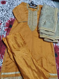 Haldi Suit With Beautifull Chunni And Bottom