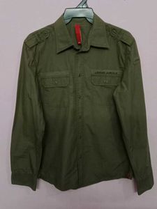 EDC BY ESPRIT Men&#39;s Olive Shirt