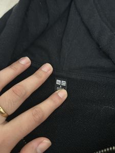 Uniqlo Swearshirt