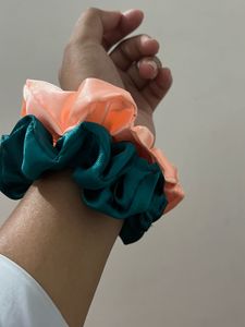Satin Scrunchie Set