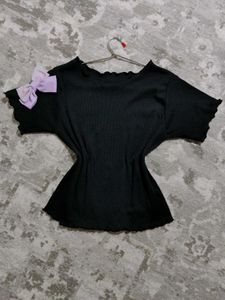 Black Top with zig zag border Detail