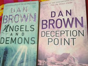 Dan Brown