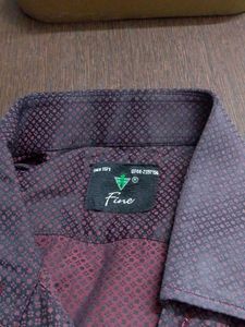 Fine Patterned Shirt