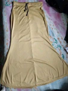Catalog Name:*Stylish Women Saree Shapewear &amp; Pett