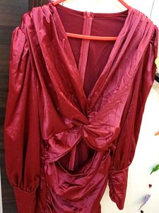 Urbanic BEAUTIFUL Party Wear M
