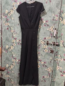 Elegant Black Midi Dress