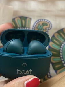 Boat Airdopes With Case