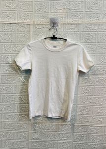 🇯🇵 Uniqlo Imported Tshirt