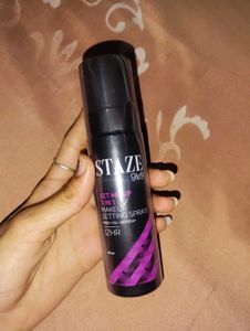 Staze 9to9 Setting Spray