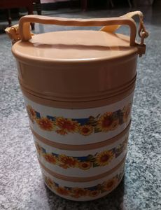Lunch Box - 3 Racks