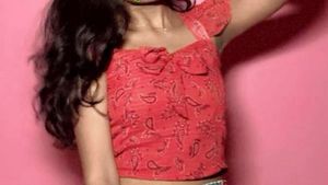 Cute Bow Red Top