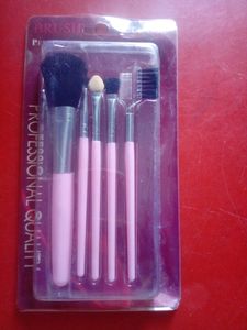 Professional Quality Makeup Brushes