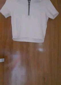 Cute White Cropped Tee for Women