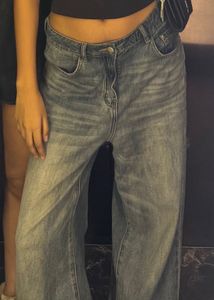 Baggy jeans