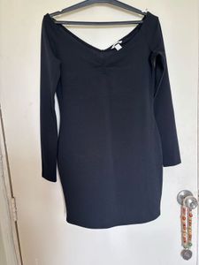 H&amp;M OFF SHOULDER DRESS