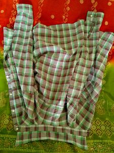 Tommy-Hilfiger Shirt,Size-L.Lining Shirts.