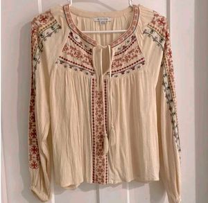 American Eagle Embroidered Blouse