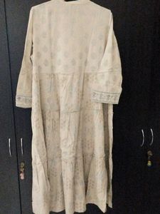 Women Frock Style Kurta In Size XL
