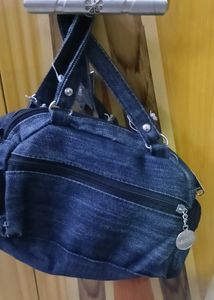 Sling Bag