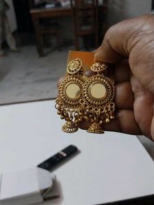 Beautiful Earings Jhumka Gold Plated