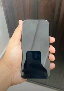 Selling My 8 Months Old iPhone 15