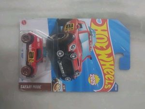 Hot Wheels single piece car