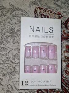 Press-On Nail Set