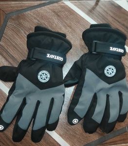 Black Unisex Skiing Gloves