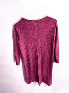 Maroon colour woman, max T-shirt