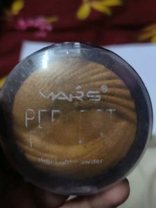 MARS Perfect Fit Skin Highlight Powder