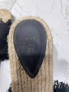 Final Call - H&amp;M Cute Black Fringed Sandals