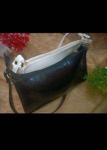 Combo White N Black Shoulder Bag