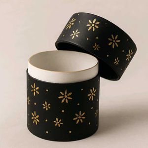 i m selling a storage box for small things