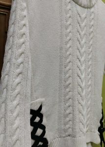 Cozy Cable Knit Pullover Sweater