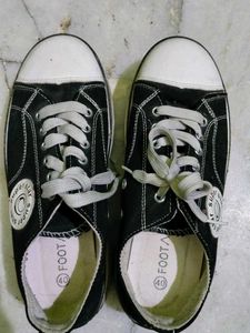 Black Shoes